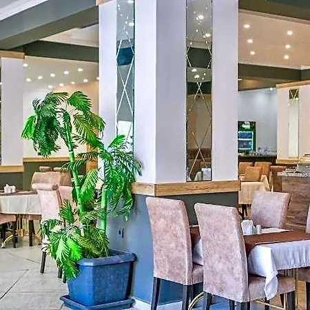 Tropical Deluxe Hotel 4*